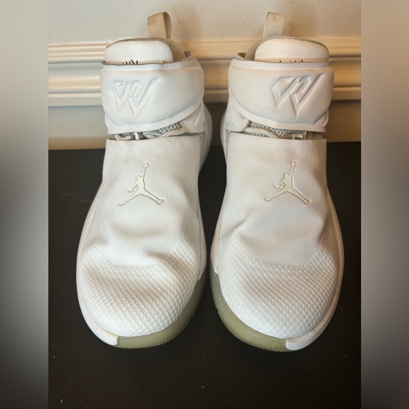 Nike Jordan Why Not Zer0.1 Triple White Athletic Shoes Size 6.5 Youth / 8 Womens - Picture 10 of 16